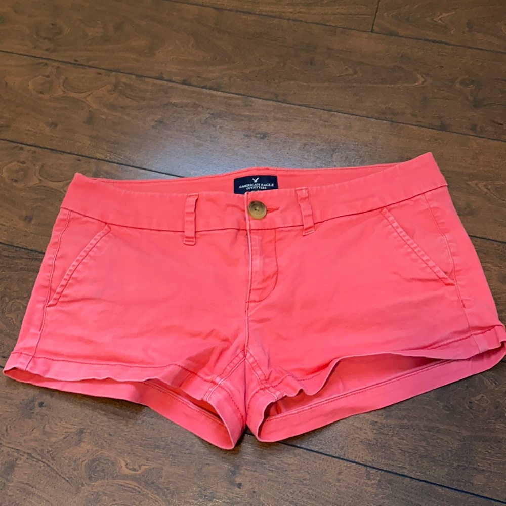 AE Shortie Shorts (Size 4)